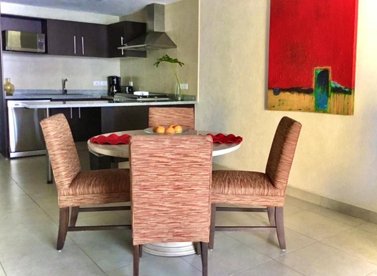 Apartamentos Grand Venetian ปูแอร์โตบาญาร์ตา ภายนอก รูปภาพ