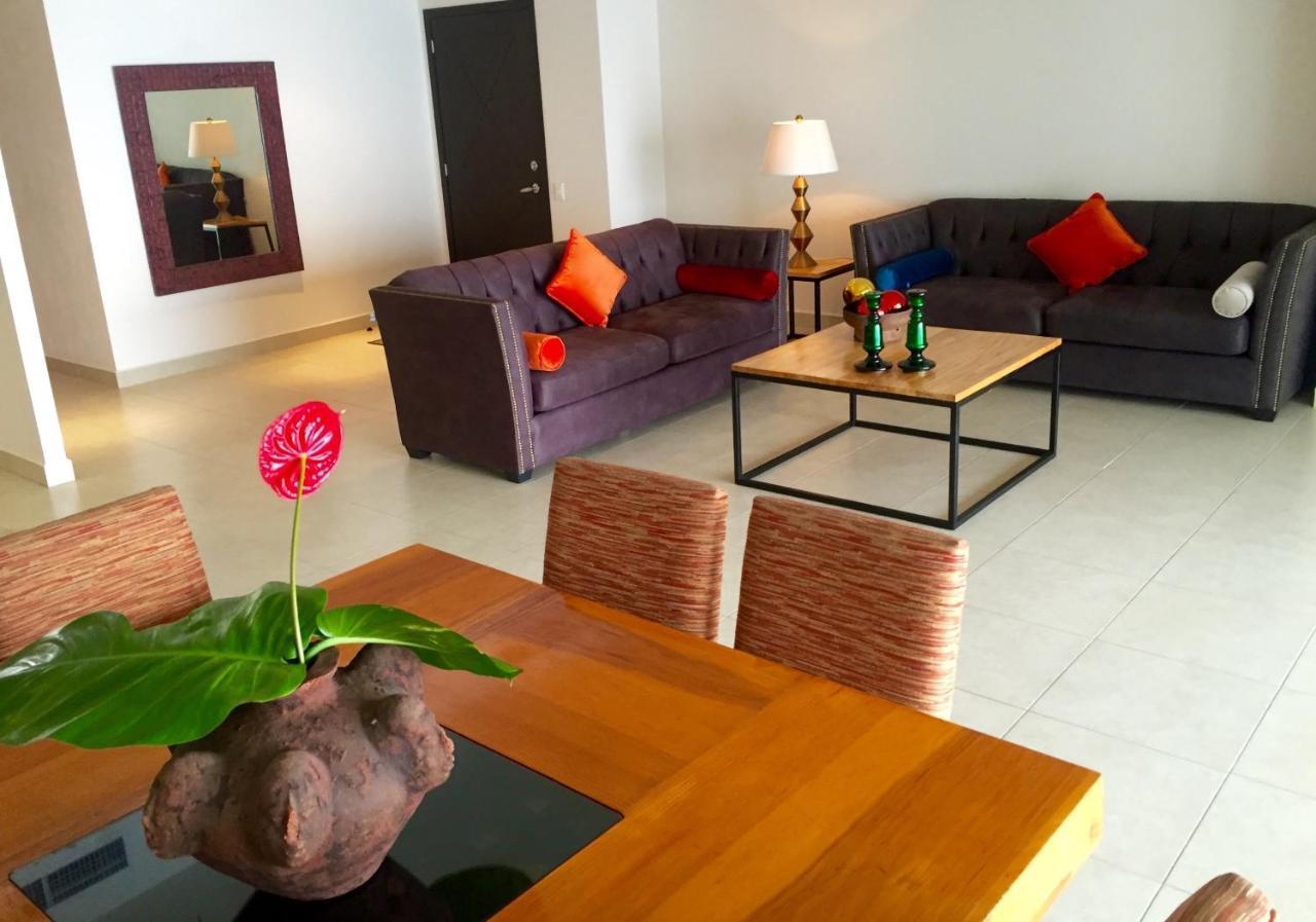 Apartamentos Grand Venetian ปูแอร์โตบาญาร์ตา ภายนอก รูปภาพ