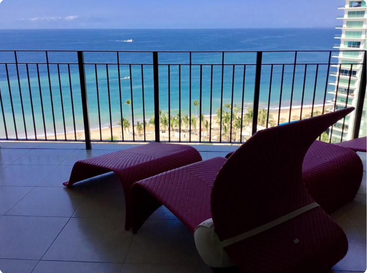 Apartamentos Grand Venetian ปูแอร์โตบาญาร์ตา ภายนอก รูปภาพ
