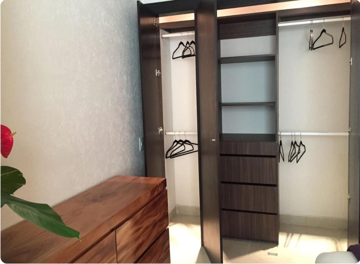Apartamentos Grand Venetian ปูแอร์โตบาญาร์ตา ภายนอก รูปภาพ