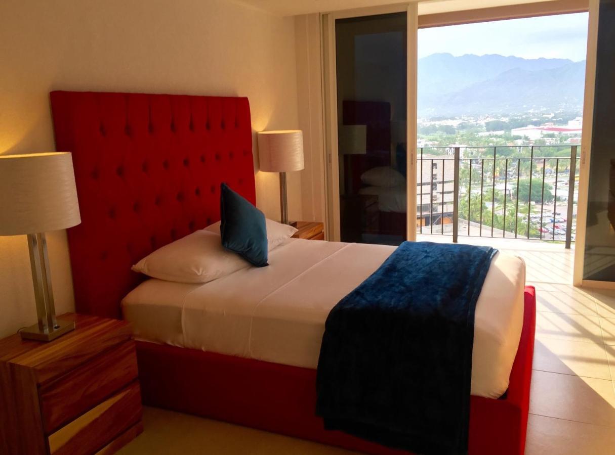Apartamentos Grand Venetian ปูแอร์โตบาญาร์ตา ภายนอก รูปภาพ