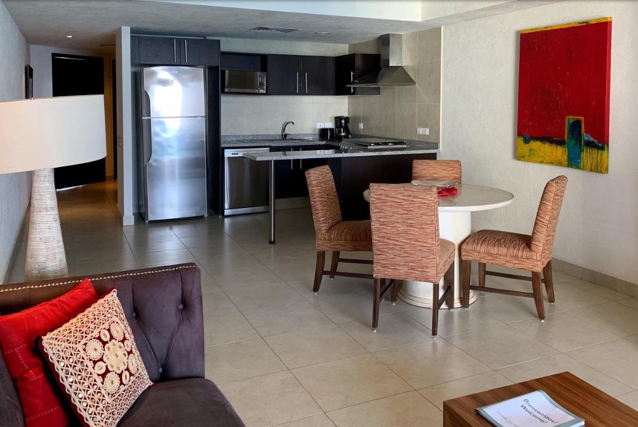 Apartamentos Grand Venetian ปูแอร์โตบาญาร์ตา ภายนอก รูปภาพ